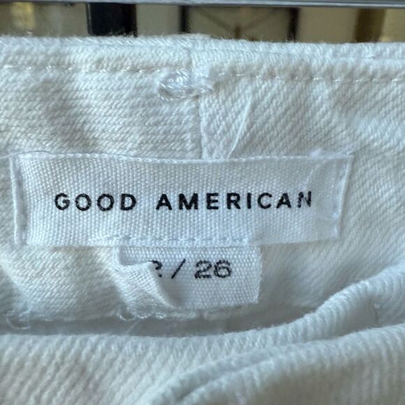 NWOT Good American High Rise Straight Raw Hem Jeans in W037 White $118 2 26 - Picture 5 of 9